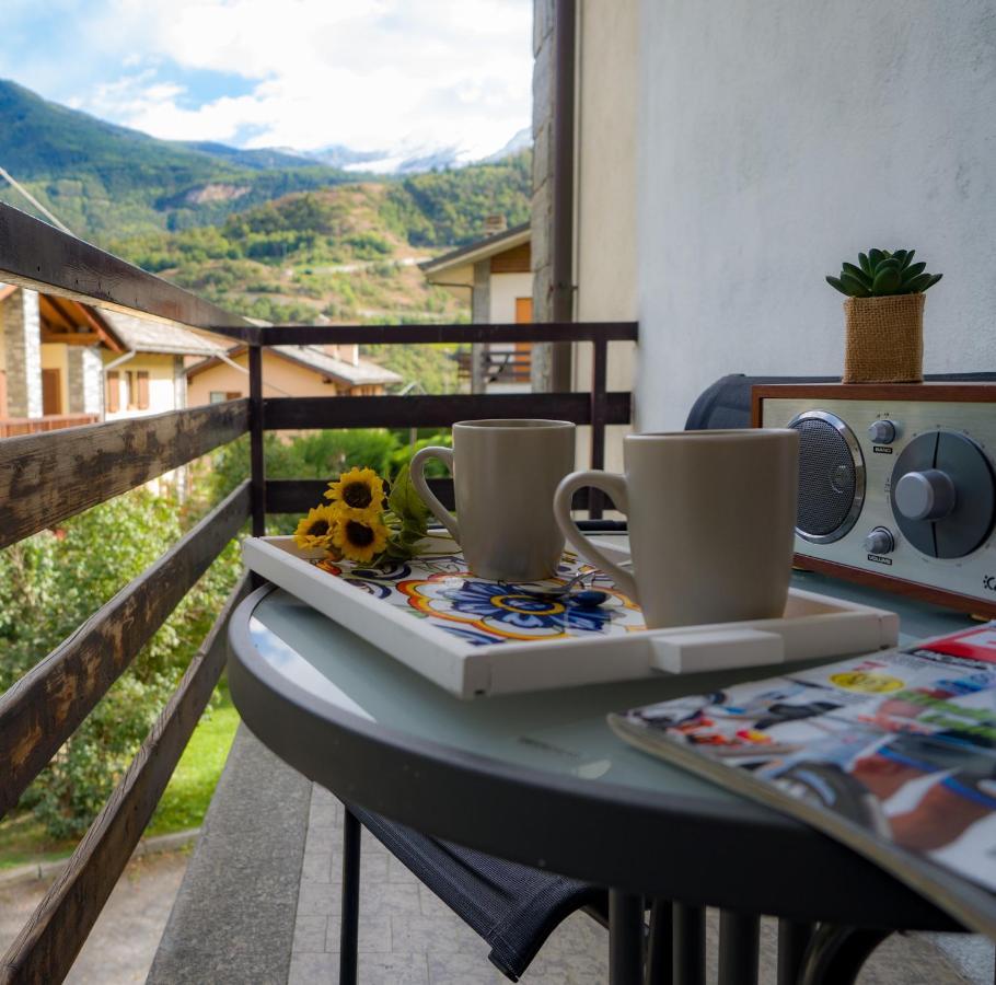 Appartamento Ai Piedi Del Gran Paradiso Saint-Pierre Exteriör bild