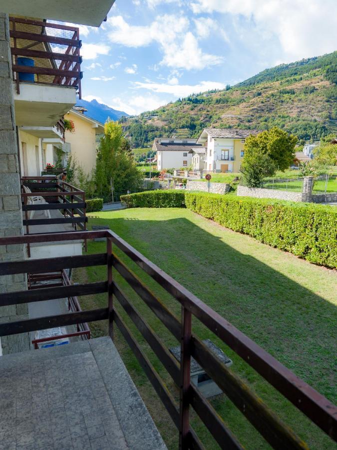 Appartamento Ai Piedi Del Gran Paradiso Saint-Pierre Exteriör bild